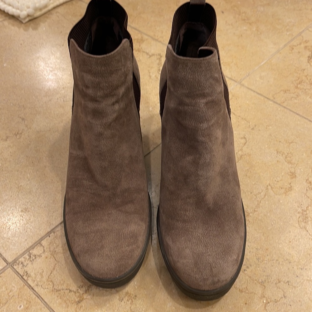 Aquatalia ankle boots taupe 11 Claire pebbled suede - Picture 2 of 7